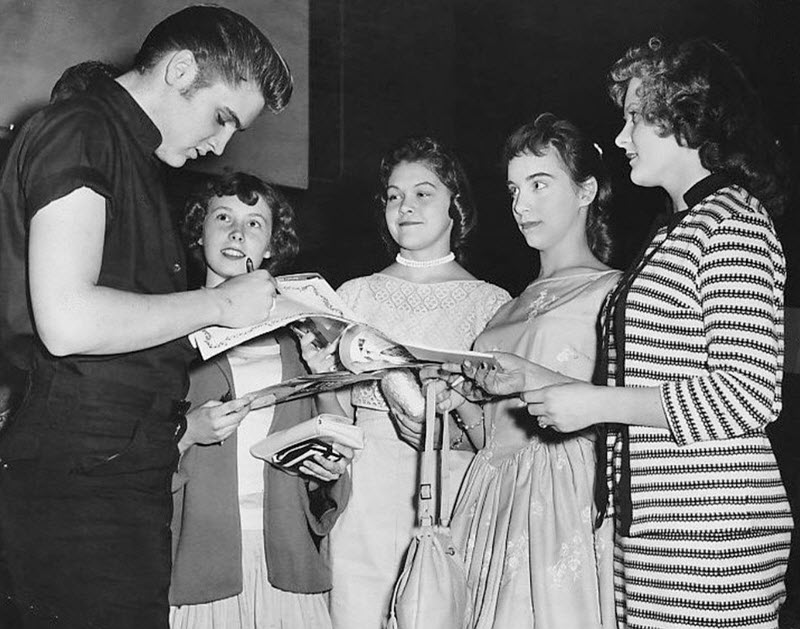 Fallecimiento de Elvis Presley